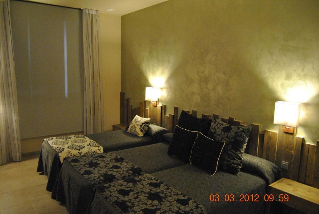 Santa Barbara Hotel Sant Corneli Стая снимка