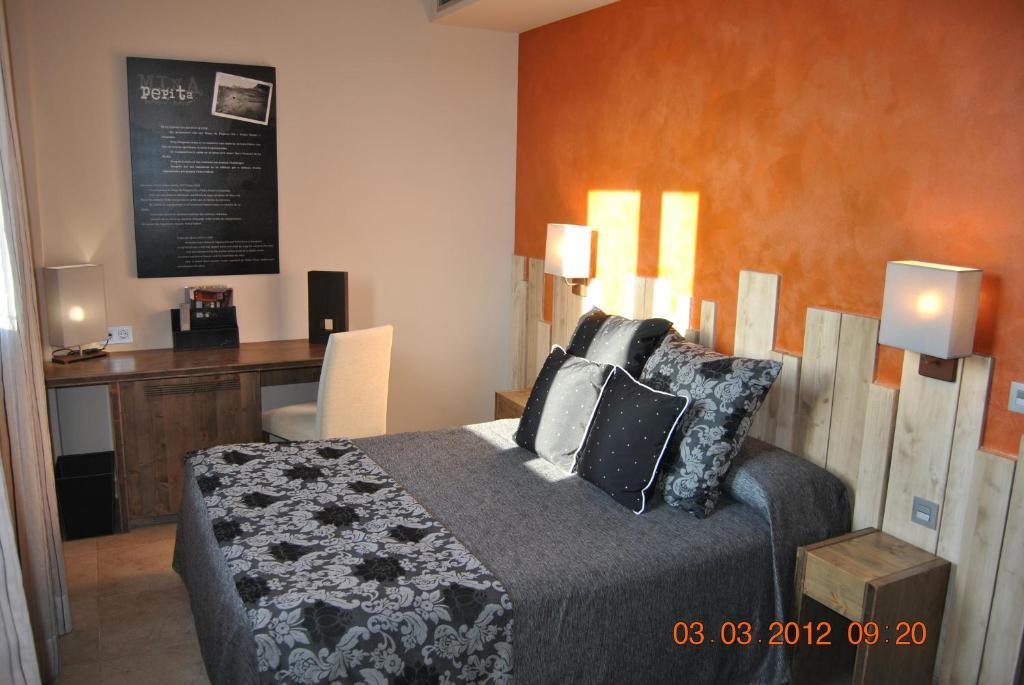Santa Barbara Hotel Sant Corneli Стая снимка