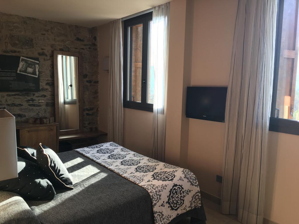 Santa Barbara Hotel Sant Corneli Екстериор снимка